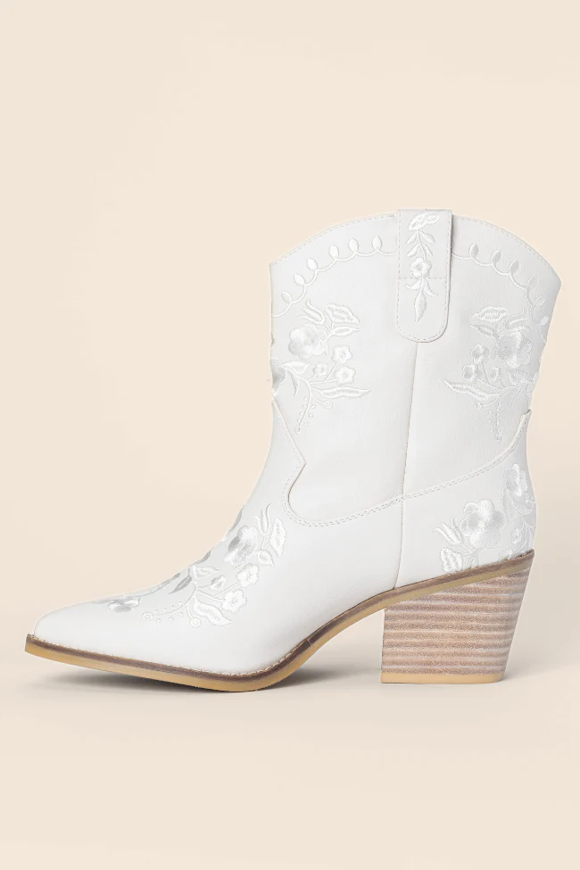 Calico Ivory Floral Booties DOORBUSTER - Terpint