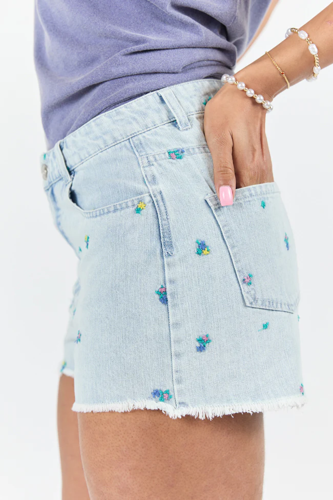 Faded Gardens Light Wash Floral Embroidered Denim Shorts SALE - Terpint