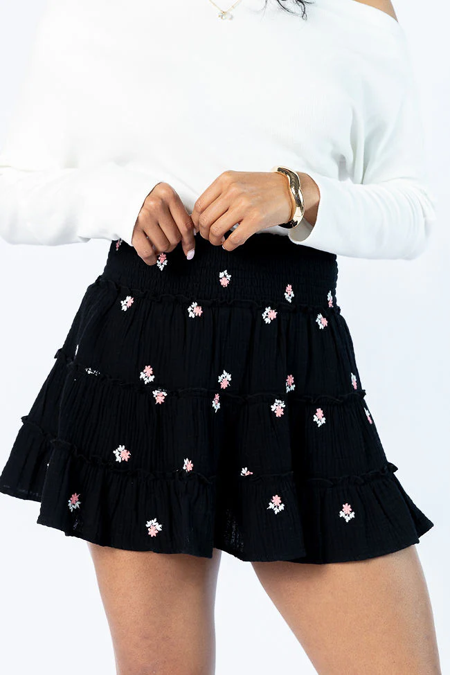 Through The Garden Black Gauze Floral Mini Skort DOORBUSTER - Terpint