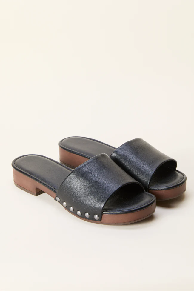Xonia Black Clogs - Terpint