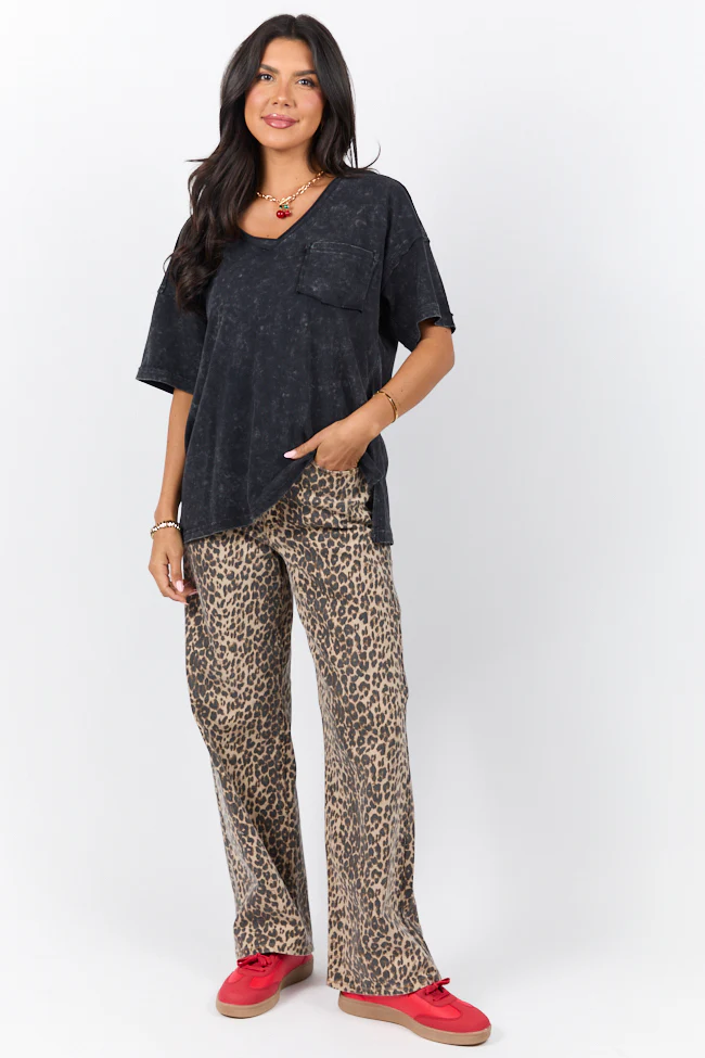 When We Meet Black Oversized Acid Wash V-Neck Tee - Terpint