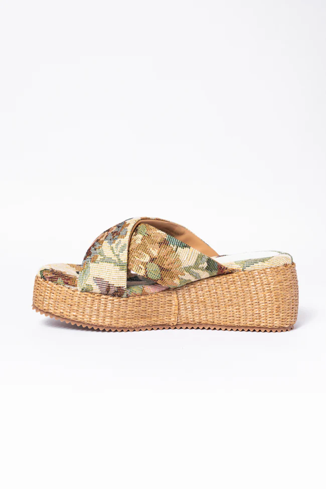 Belle Floral Platform Sandals - Terpint