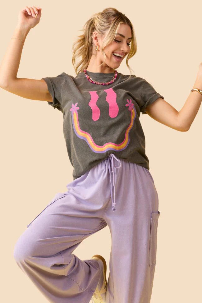 Retro Smiley Dark Grey Graphic Tee - Terpint