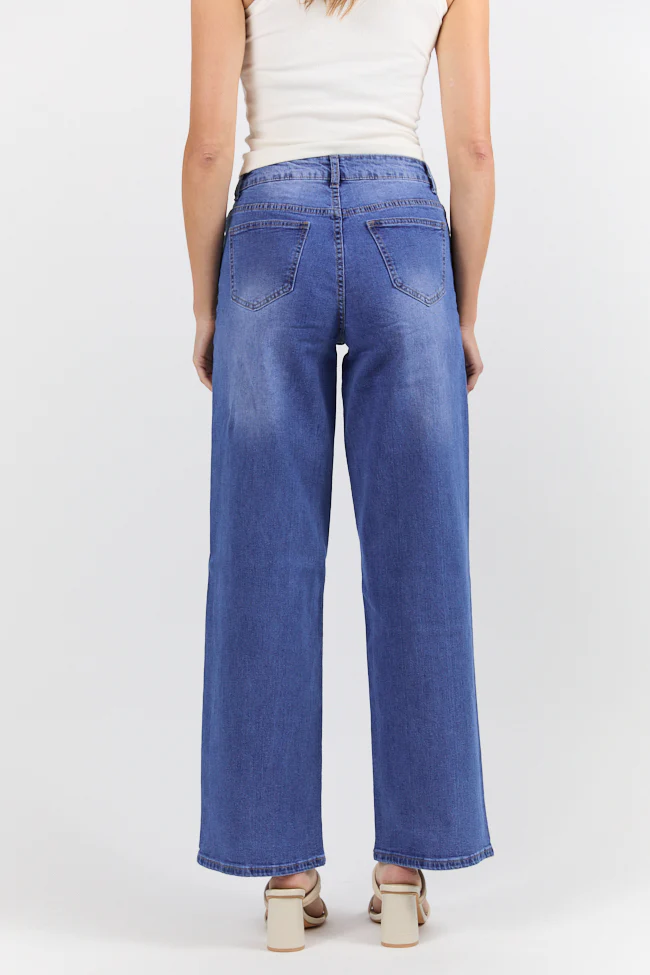 Monica Medium Wash Relaxed Jeans FINAL SALE - Terpint