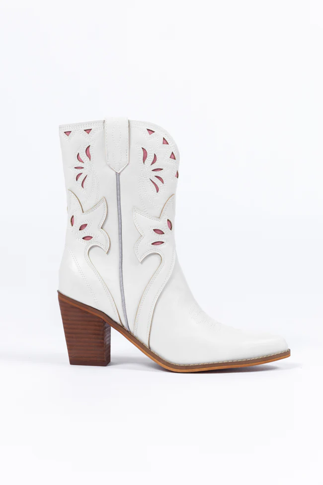 Dallas White Pointed Toe Booties SALE - Terpint