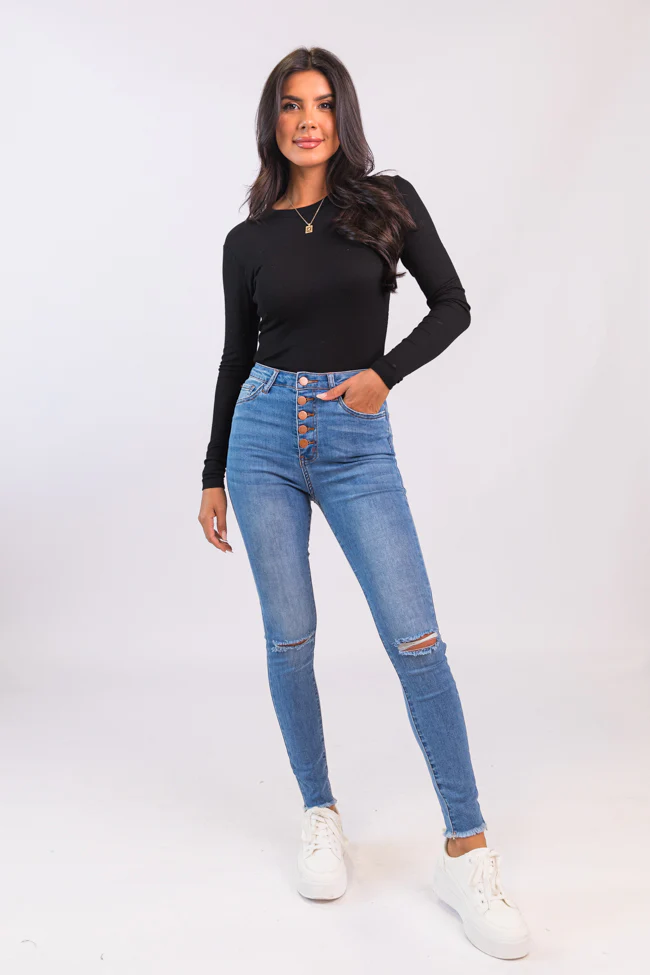 Chelsie Light Wash Busted Knee Jeans FINAL SALE - Terpint