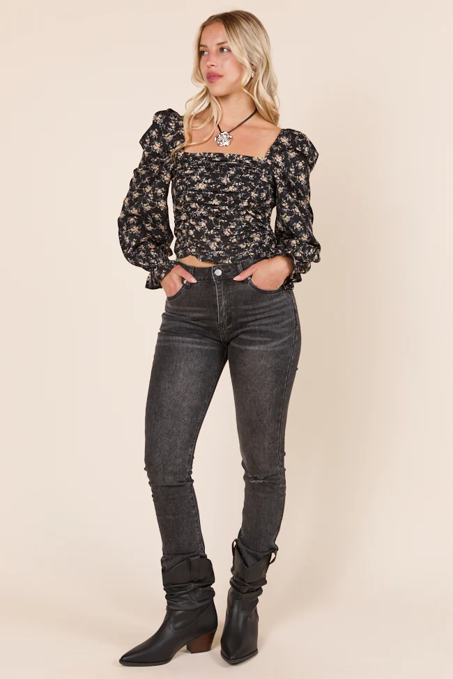 Annie High Rise Black Distressed Slim Straight Leg Jeans - Terpint