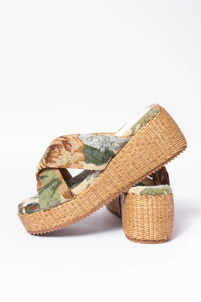 Belle Floral Platform Sandals - Terpint