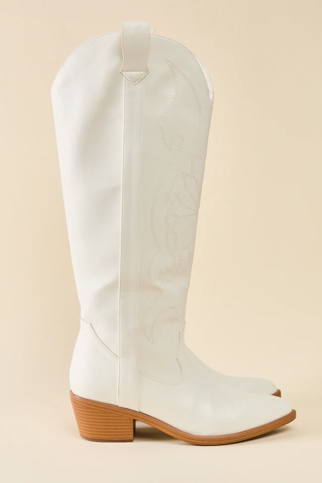 Shania White Cowboy Boots - Terpint