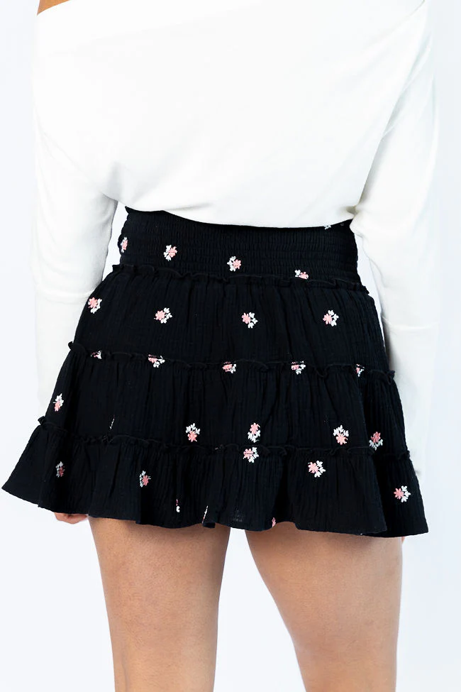 Through The Garden Black Gauze Floral Mini Skort DOORBUSTER - Terpint