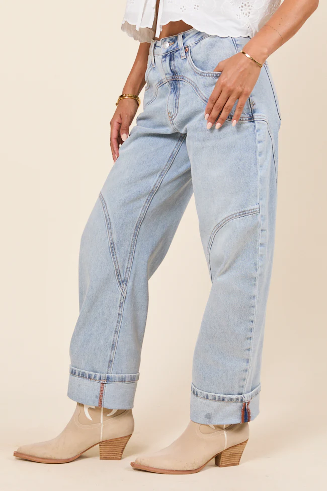 River Light Wash Denim Barrel Leg Jeans - Terpint
