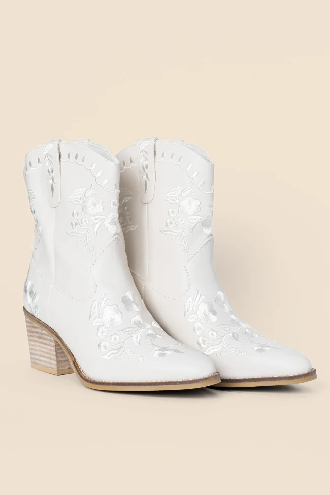 Calico Ivory Floral Booties DOORBUSTER - Terpint