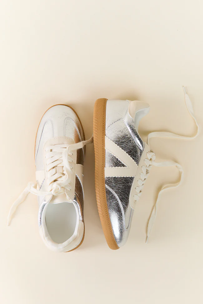 Klaire Metallic Silver Sneakers DOORBUSTER - Terpint