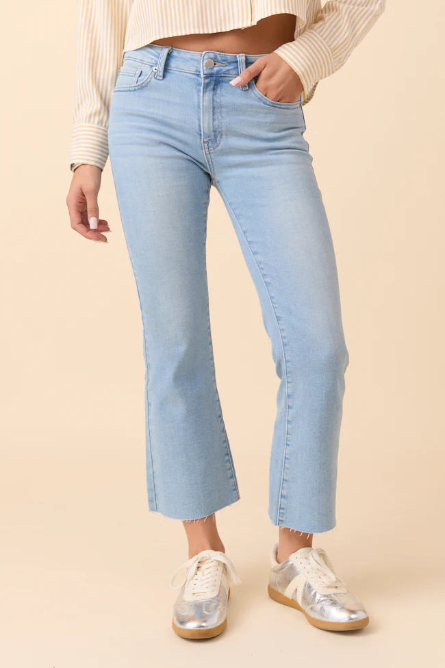Trista Light Wash Crop Flare Jeans - Terpint