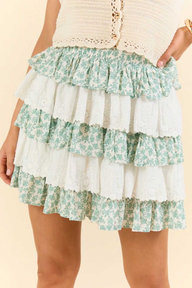 Best Memory Sage and Ivory Floral Tiered Ruffle Skort DOORBUSTER - Terpint