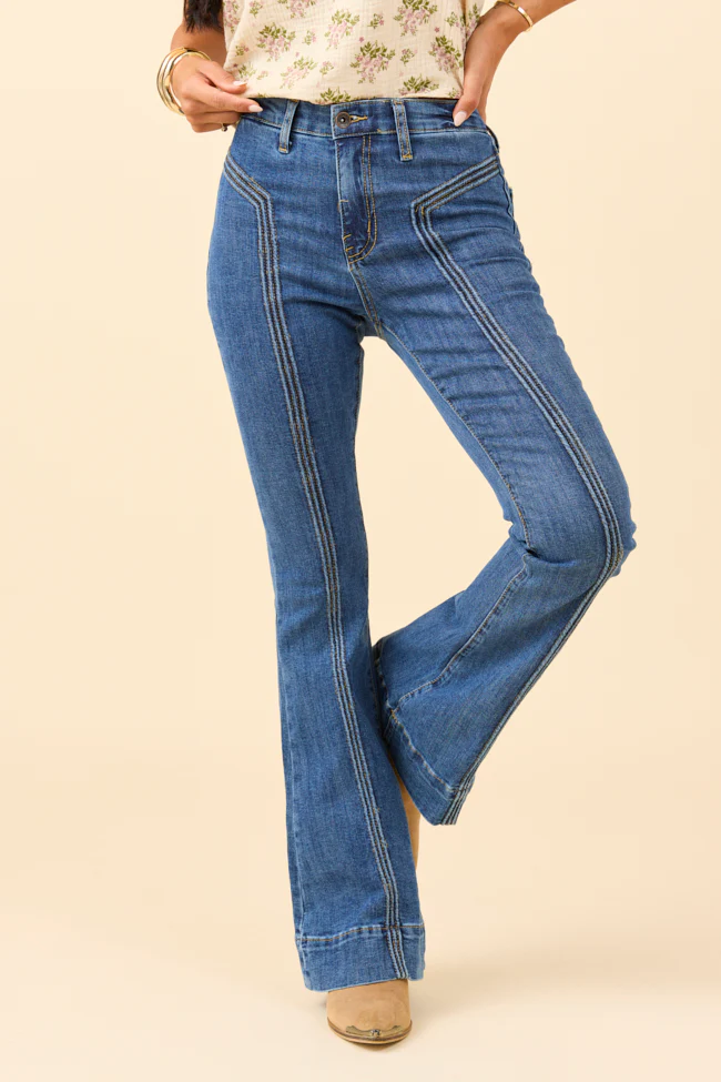 Meredith Medium Wash Seamed Flare Jeans - Terpint