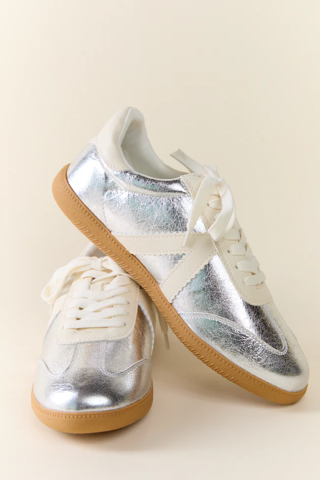 Klaire Metallic Silver Sneakers DOORBUSTER - Terpint