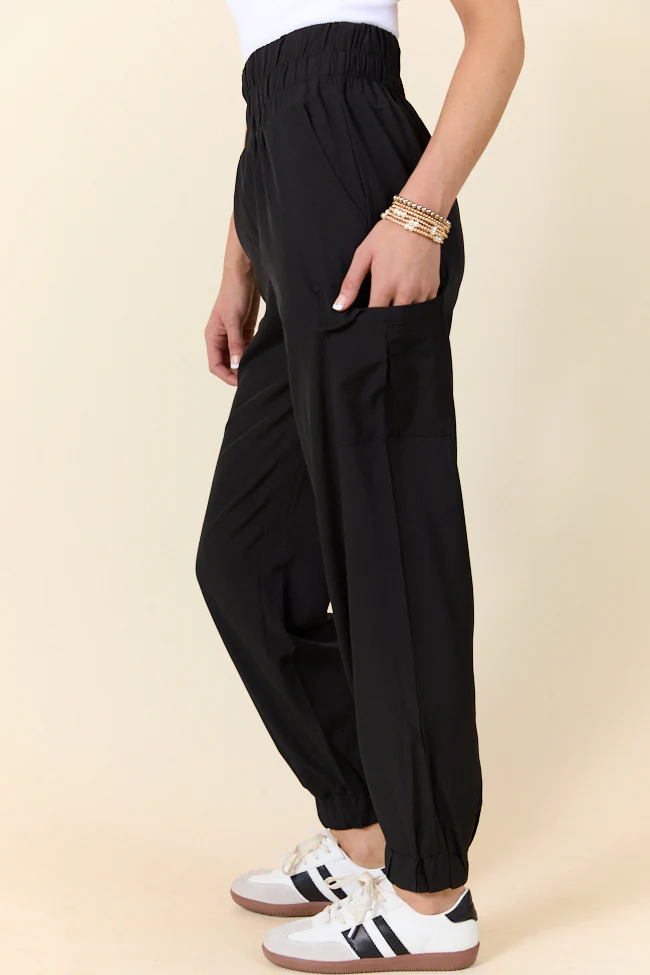 In Motion Black Cargo Active Pants DOORBUSTER - Terpint