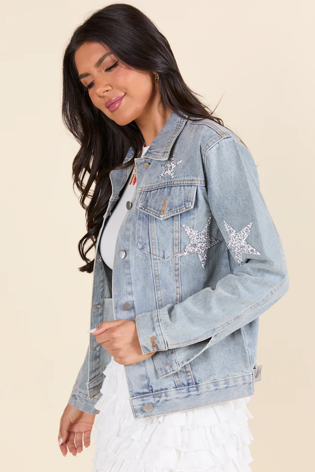 Brightest Night Light Wash Embellished Star Denim Jacket DOORBUSTER - Terpint