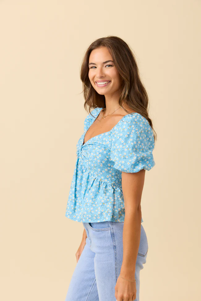 Twist On Things Blue Floral Twist Bust Woven Blouse - Terpint