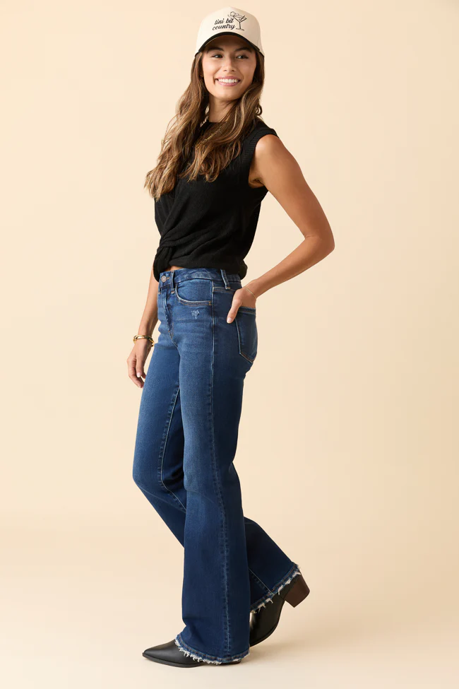 Delaney Dark Wash Relaxed Flare Jeans - Terpint