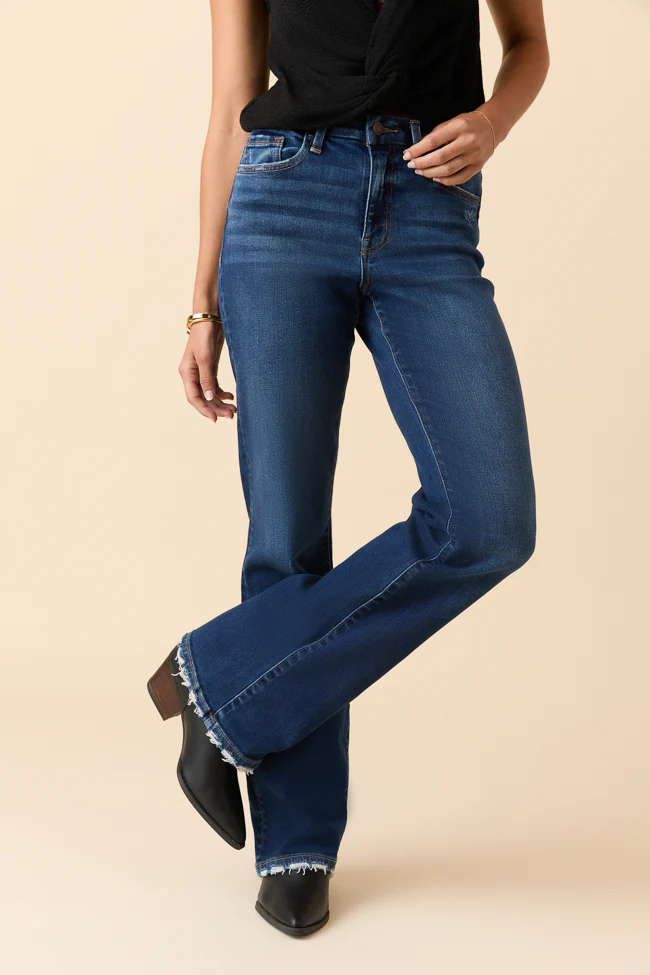 Delaney Dark Wash Relaxed Flare Jeans - Terpint