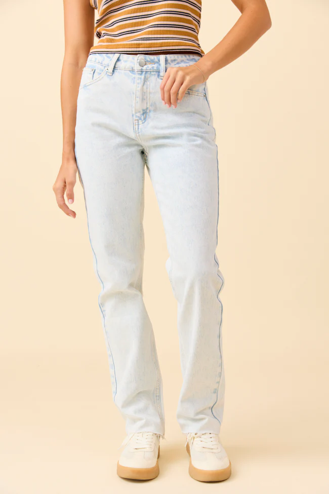 Elizabeth Light Wash Straight Leg Jeans - Terpint