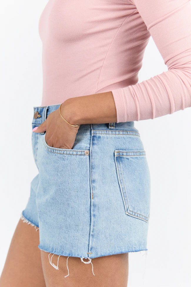 Give It A Go Light Wash Raw Hem Denim Shorts DOORBUSTER - Terpint
