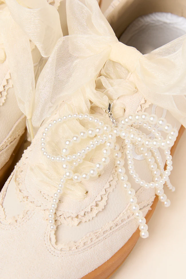 Victoriana Bow Detail Sneakers - Terpint