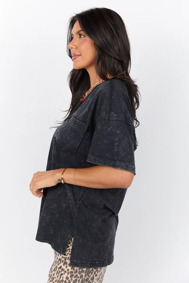 When We Meet Black Oversized Acid Wash V-Neck Tee - Terpint