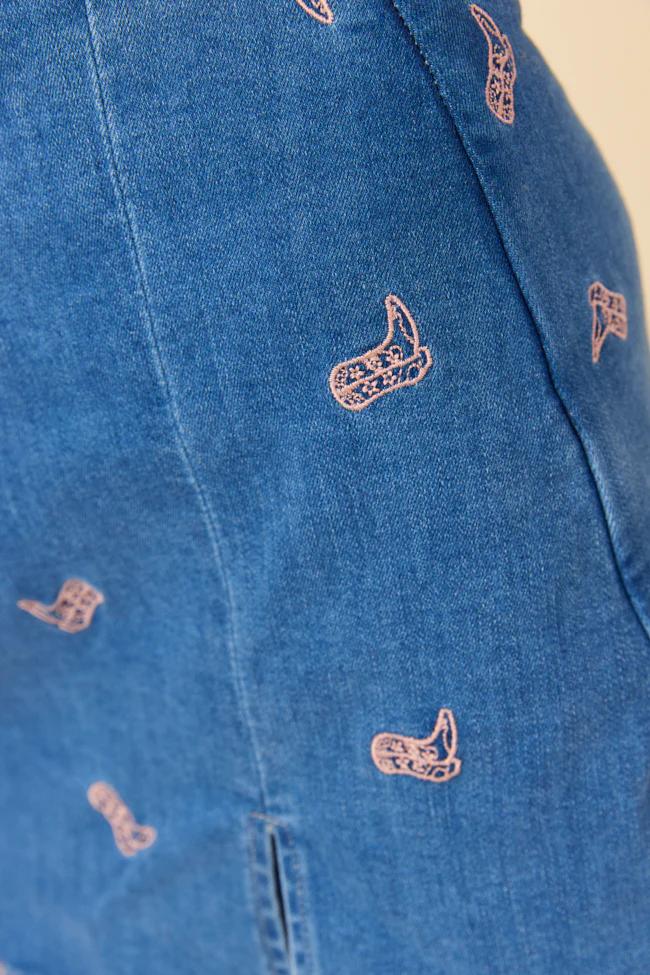 My Favorite Medium Wash Boot Embroidery Skort - Terpint
