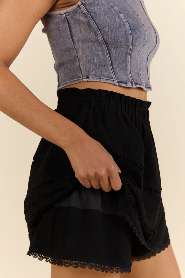 Highway Harmony Woven Black Skort DOORBUSTER - Terpint