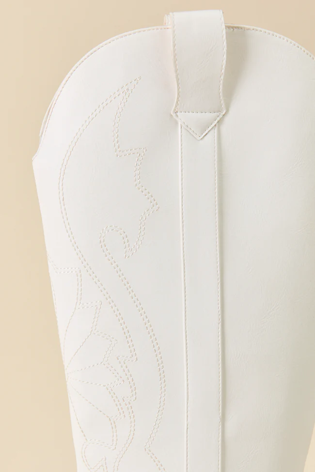 Shania White Cowboy Boots - Terpint