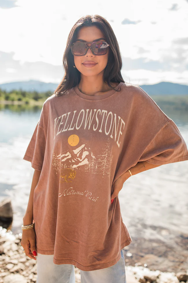Yellowstone Chestnut Oversized Graphic Tee DOORBUSTER - Terpint