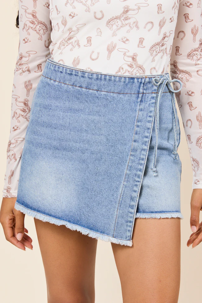Stacy Light Wash Tie Denim Skort - Terpint