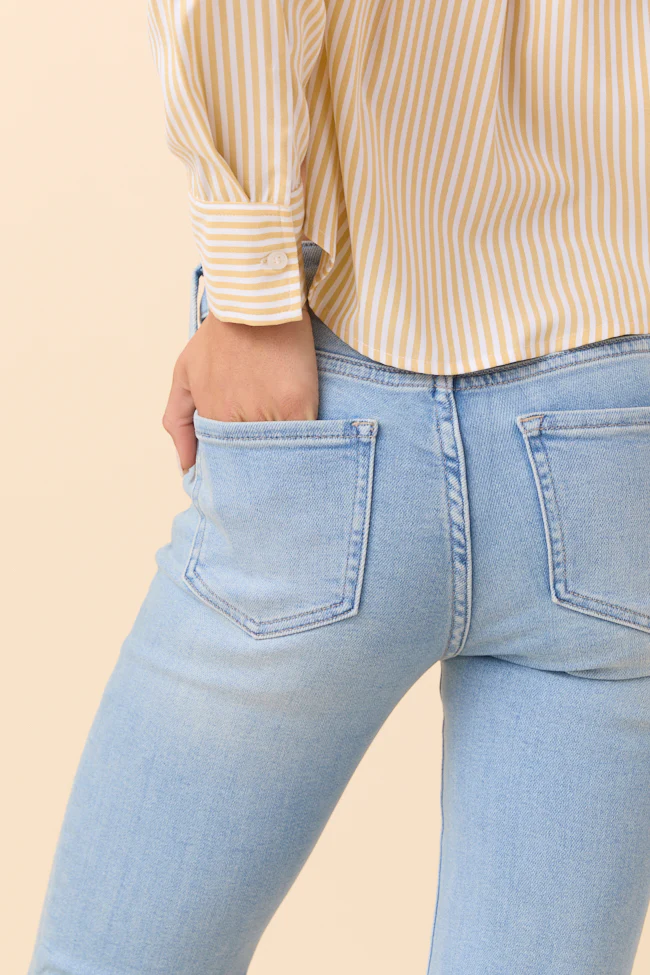 Trista Light Wash Crop Flare Jeans - Terpint