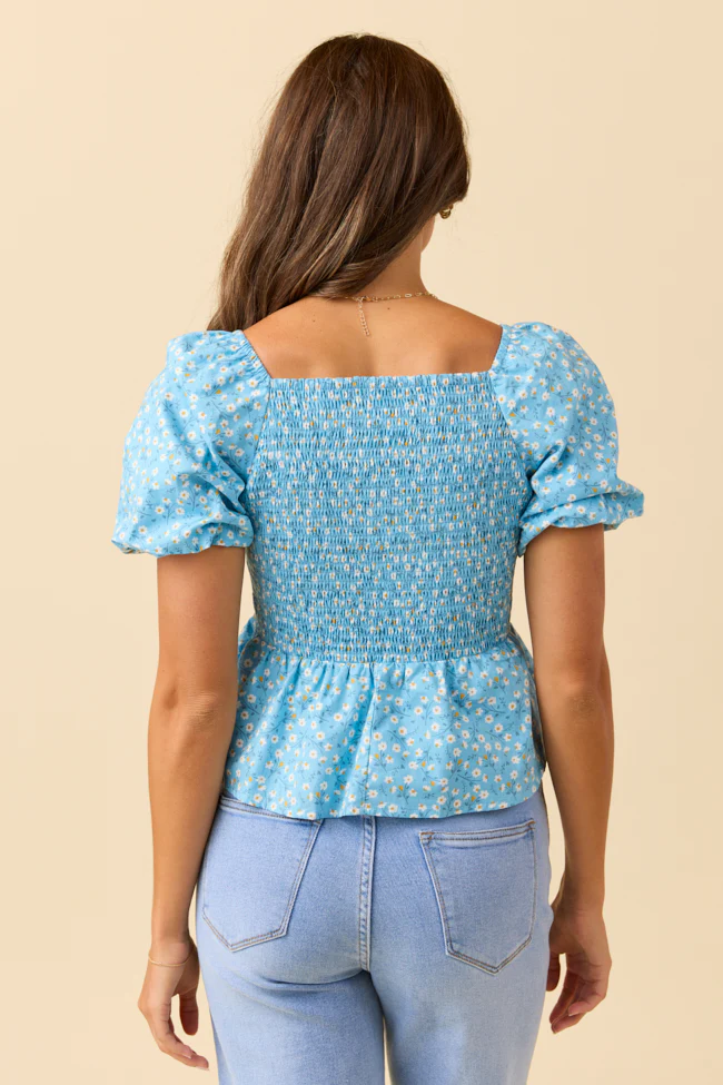 Twist On Things Blue Floral Twist Bust Woven Blouse - Terpint