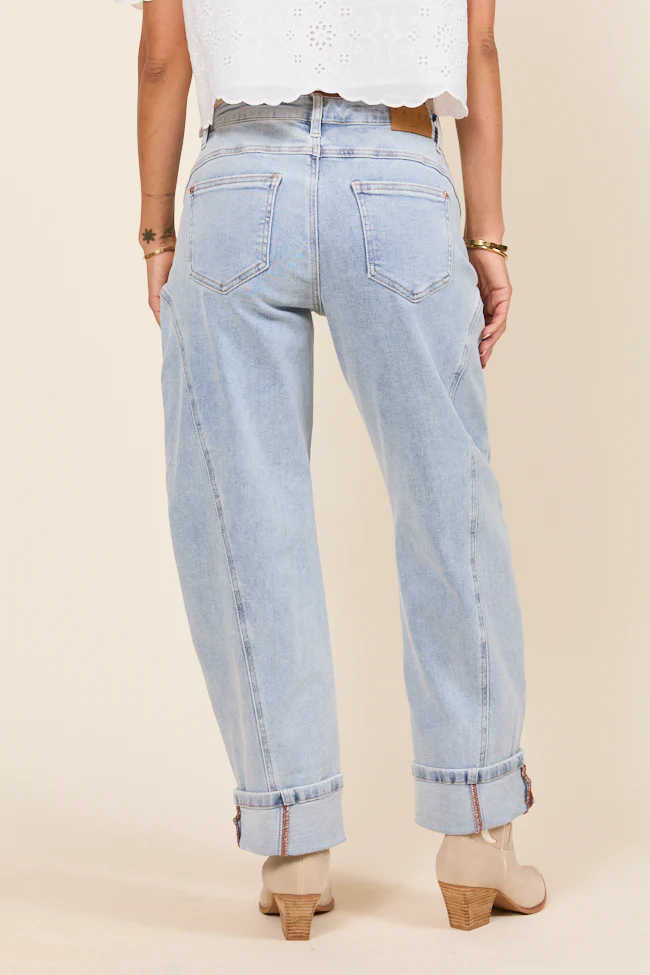 River Light Wash Denim Barrel Leg Jeans - Terpint