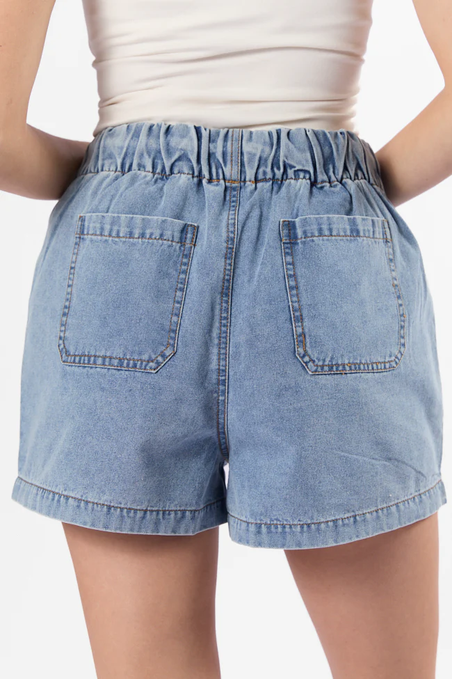 Reach For Me Medium Wash Pull On Chambray Shorts DOORBUSTER - Terpint